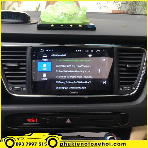 Màn hình DVD xe Kia Sedona