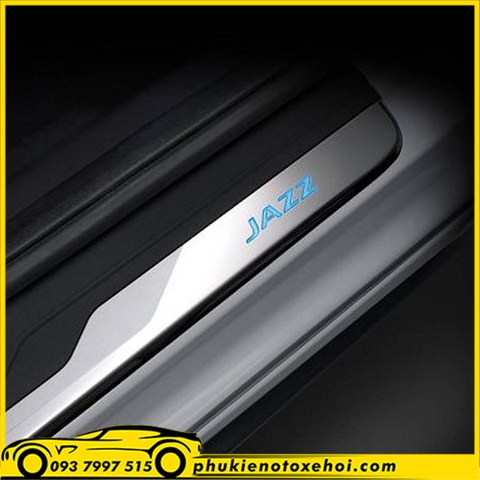 Nẹp bước chân ngoài có đèn xe Honda Jazz