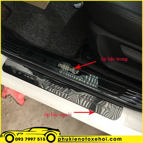 Nẹp bước chân ngoài không đèn xe Mazda 3