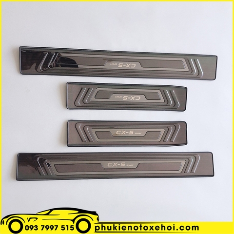 Nẹp bước chân ngoài không đèn xe Mazda Cx5