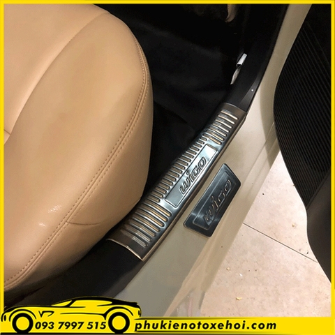 Nẹp bước chân ngoài không đèn xe Toyota Wigo