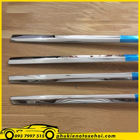 Nẹp viền chân kính xe Honda City