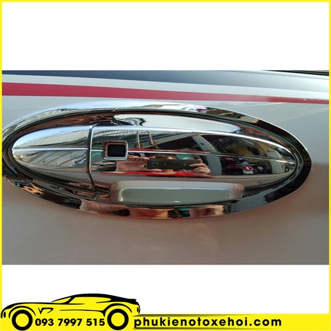 Ốp chén cửa xe Ford Fiesta