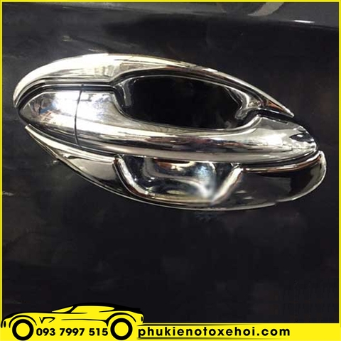 Ốp chén cửa xe Kia Rondo