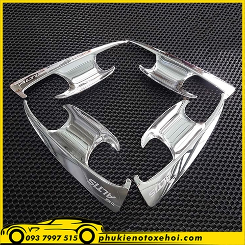 Ốp chén cửa xe Toyota Altis