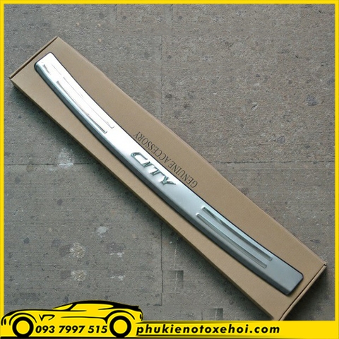 Ốp ngoài chống trầy cốp sau xe Honda City