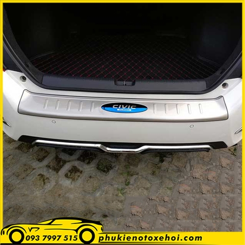 Ốp chống trầy cốp sau xe Honda Civic