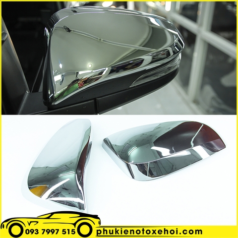 Ốp gương chiếu hậu xe Toyota Innova