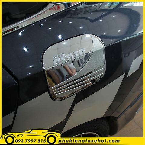 Ốp nắp bình xăng xe Honda Civic