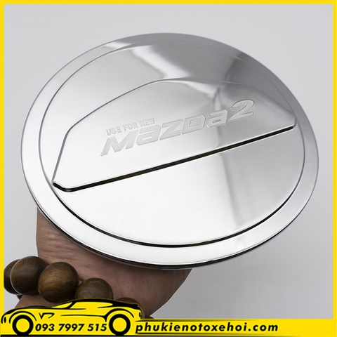 Ốp nắp bình xăng xe Mazda 2