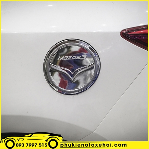 Ốp nắp bình xăng xe Mazda 3