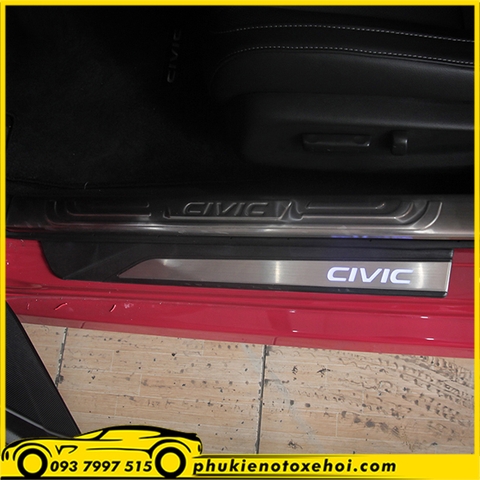 Ốp nẹp bước chân trong xe Honda Civic