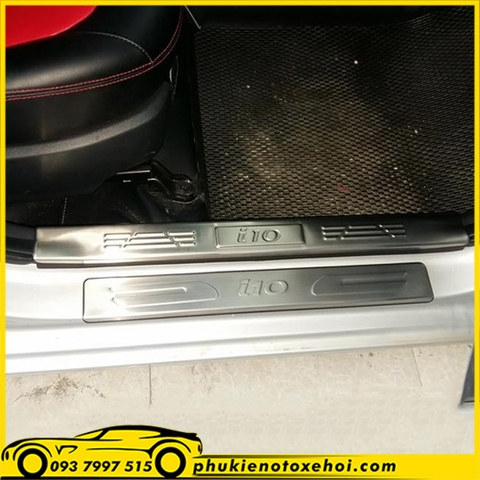 Ốp nẹp bước chân trong xe Hyundai I10
