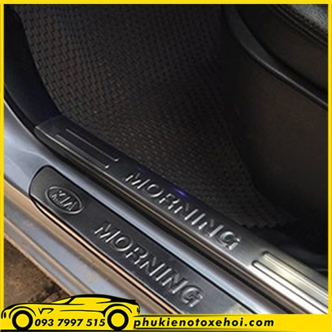 Ốp nẹp bước chân trong xe Kia Morning