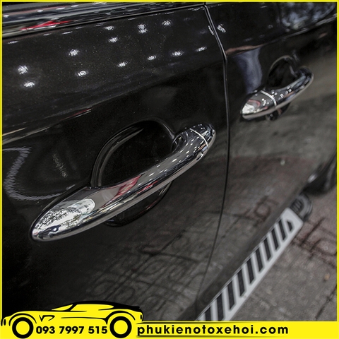 Ốp tay nắm cửa xe Kia Sedona