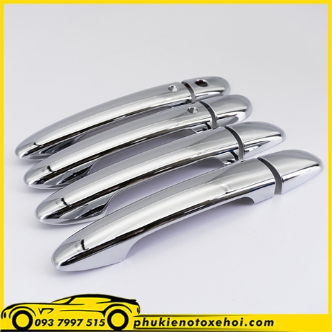 Ốp tay nắm cửa xe Mazda 2