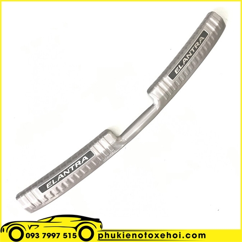 Ốp trong chống trầy cốp sau xe Hyundai Elantra