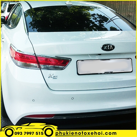 Ốp viền đèn hậu xe Kia Optima
