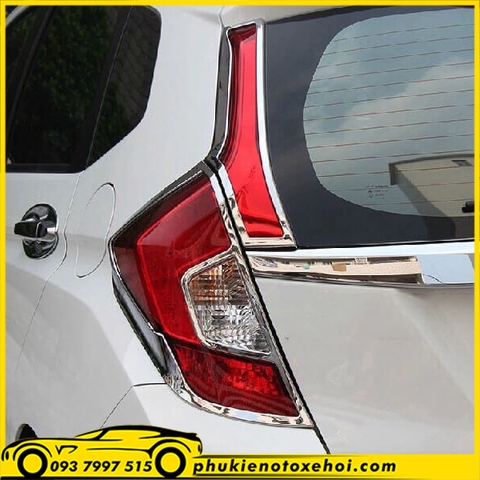 Ốp viền đèn hậu xe Honda Jazz