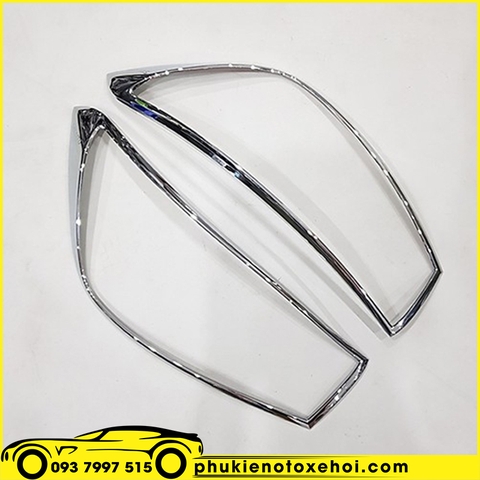 Ốp viền đèn pha xe Kia Soluto