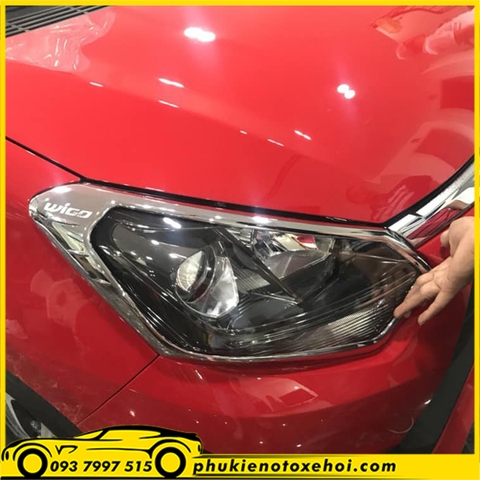 Ốp viền đèn pha xe Toyota Wigo