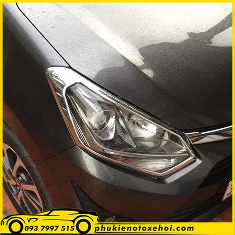 Ốp viền đèn pha xe Toyota Wigo