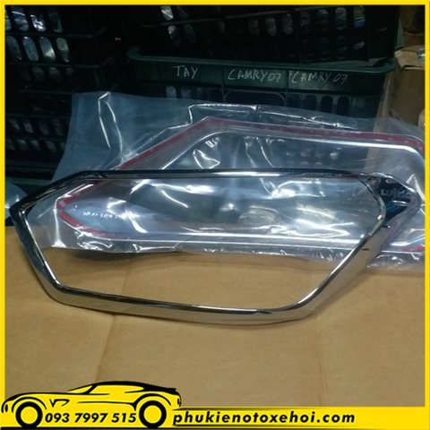 Ốp viền đèn pha xe Toyota Wigo