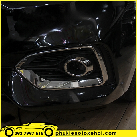 Ốp viền đèn sương mù xe Hyundai Accent