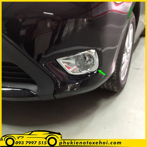 Ốp viền đèn sương mù xe Toyota Vios