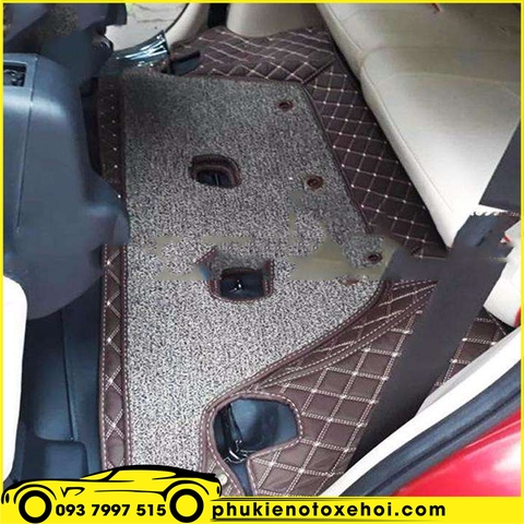 Trám đôi carô màu nâu sậm chỉ vàng