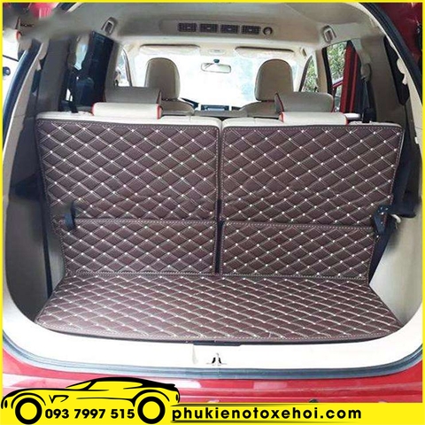 Trám đôi carô màu nâu sậm chỉ vàng