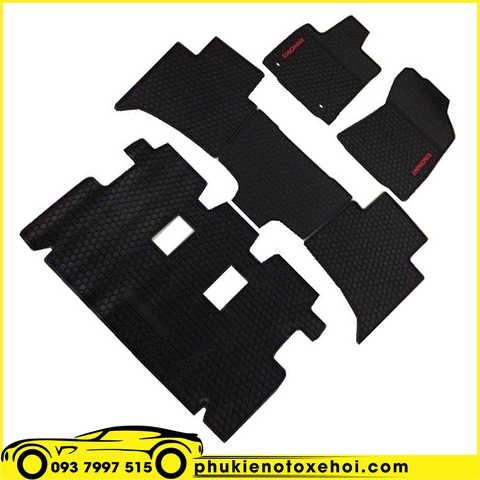 Thảm lót sàn xe Toyota Innova