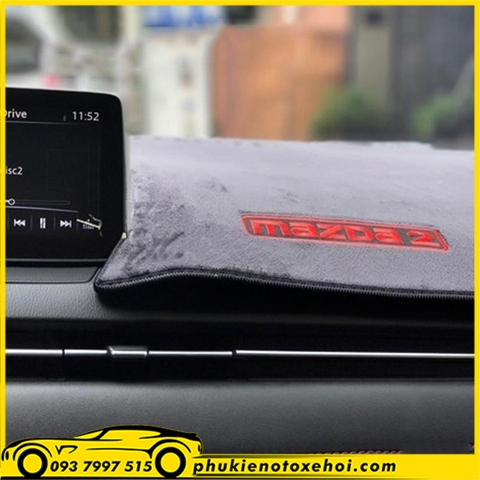 Thảm taplo xe Mazda 2