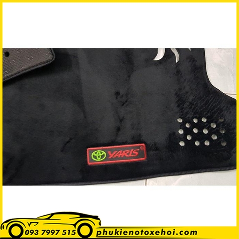 Thảm taplo xe Toyota Yaris