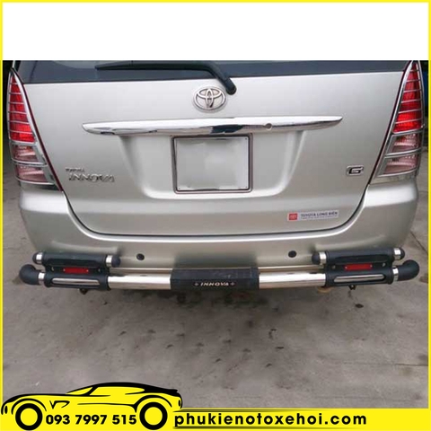 Thanh cản sau xe Toyota Innova