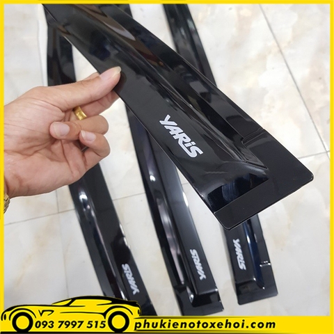 Vè che mưa xe Toyota Yaris