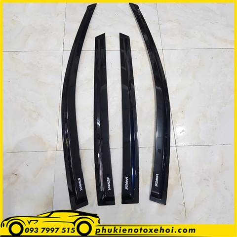 Vè che mưa xe Toyota Yaris