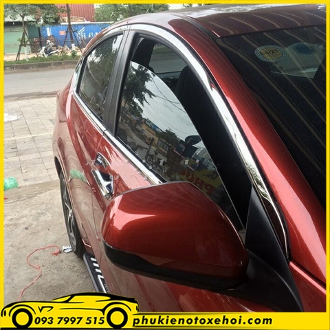 Viền khung kính xe Honda HRV