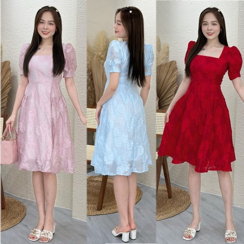 Đầm xòe cổ vuông, tay phồng, in hoa nổi - GR0255