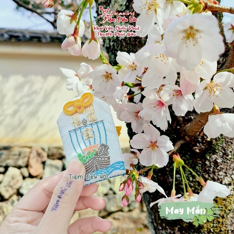 May Mắn - Thuyền Phước Báu