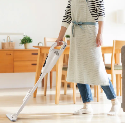 Máy Hút Bụi Dùng Pin CL114FDWIX (Sạc DC1002 (191L80-0), pin 2.0 Ah (632R12-9))