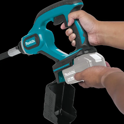 MÁY ĐẦM DÙI BÊ TÔNG DÙNG PIN VR001CZ (43MM/1.5M) Không kèm pin sạc