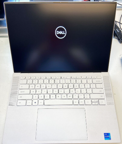 [New Outlet] DELL XPS 15 9510 (Core I7 11800H, RAM 16GB, SSD 512GB,  RTX 3050 4GB, 15.6