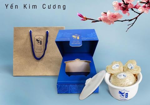 Yến Kim Cương.