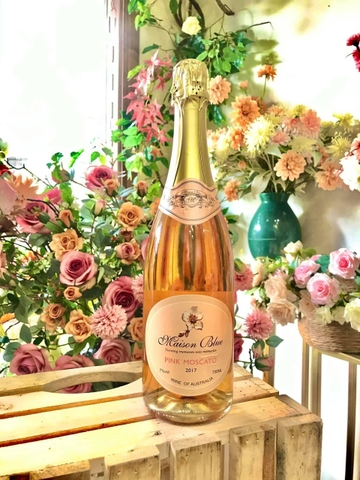 Maison Blue Sparking Pink Moscato