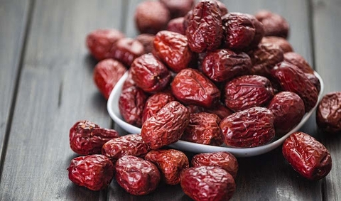 CÁC CÔNG DỤNG TUYỆT VỜI CỦA TÁO ĐỎ KHÔ HÀN QUỐC