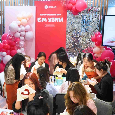 MAY TỔ CHỨC WORKSHOP THÊU LEN NỔI MỪNG NGÀY QUỐC TẾ PHỤ NỮ 8/3 CHO BASE.VN