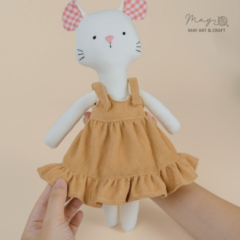 Váy yếm xòe nâu nhạt