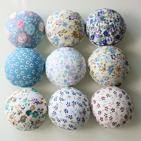 Gối cắm kim đeo tay (mẫu ngẫu nhiên)