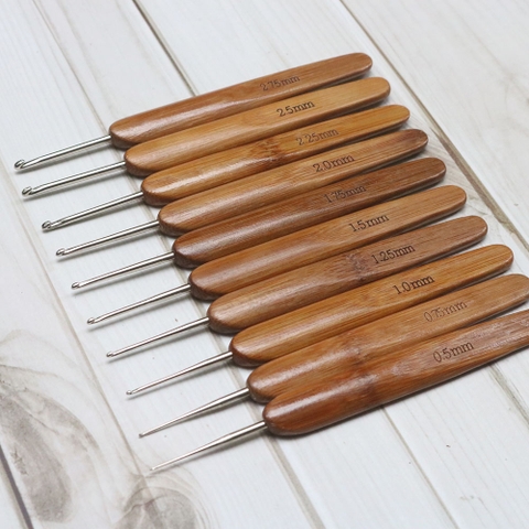 Kim móc len cán gỗ bộ 10 chiếc (0.75mm - 3mm)